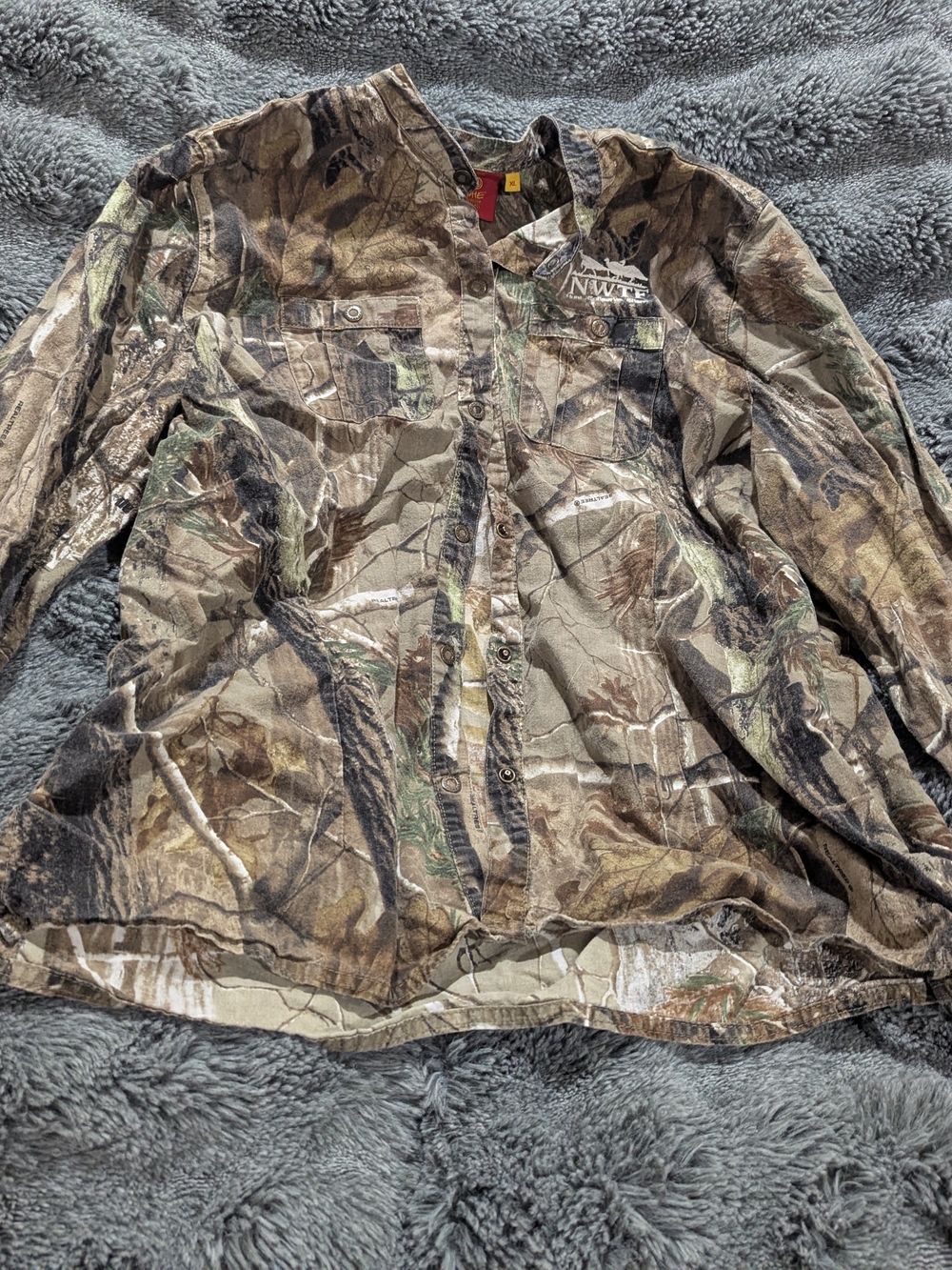 SHE Outdoor Women's XL Camouflage Button Up Long Sleeve Shirt